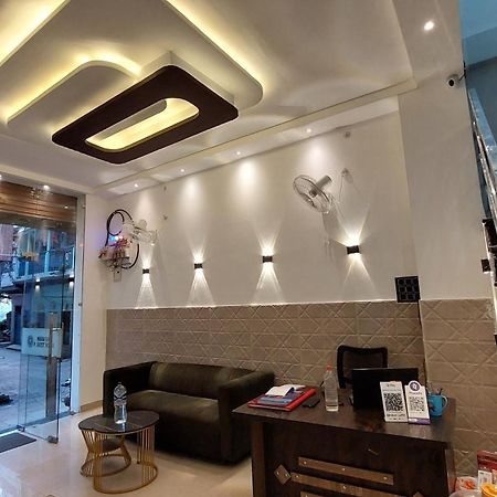 ורנאסי Narayani Paying Guest House מראה חיצוני תמונה